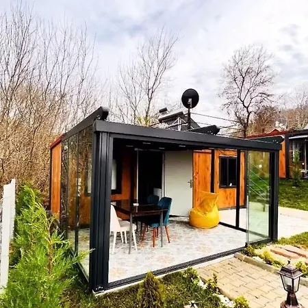 Nirvana Bungalov