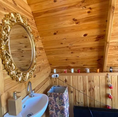 Nirvana Bungalov Hotel